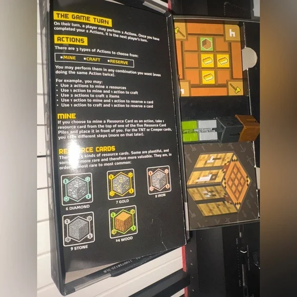 Minecraft Card Game (English version) - Picture 4 of 7
